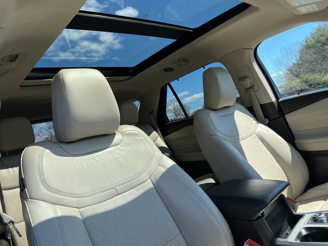 Certified 2023 Ford Explorer Platinum w/ Technology Package image 45