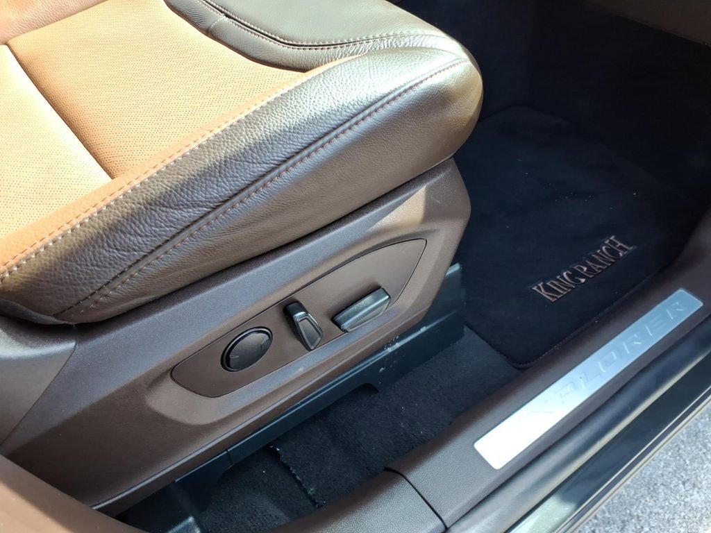 Certified 2023 Ford Explorer King Ranch w/ Technology Package RWD image 6