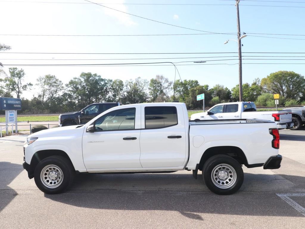 Used 2023 Chevrolet Colorado W/T image 2