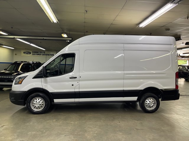 Certified 2022 Ford Transit 250 148 High Roof AWD image 4