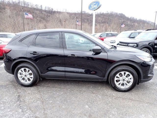 Certified 2025 Ford Escape Active image 2