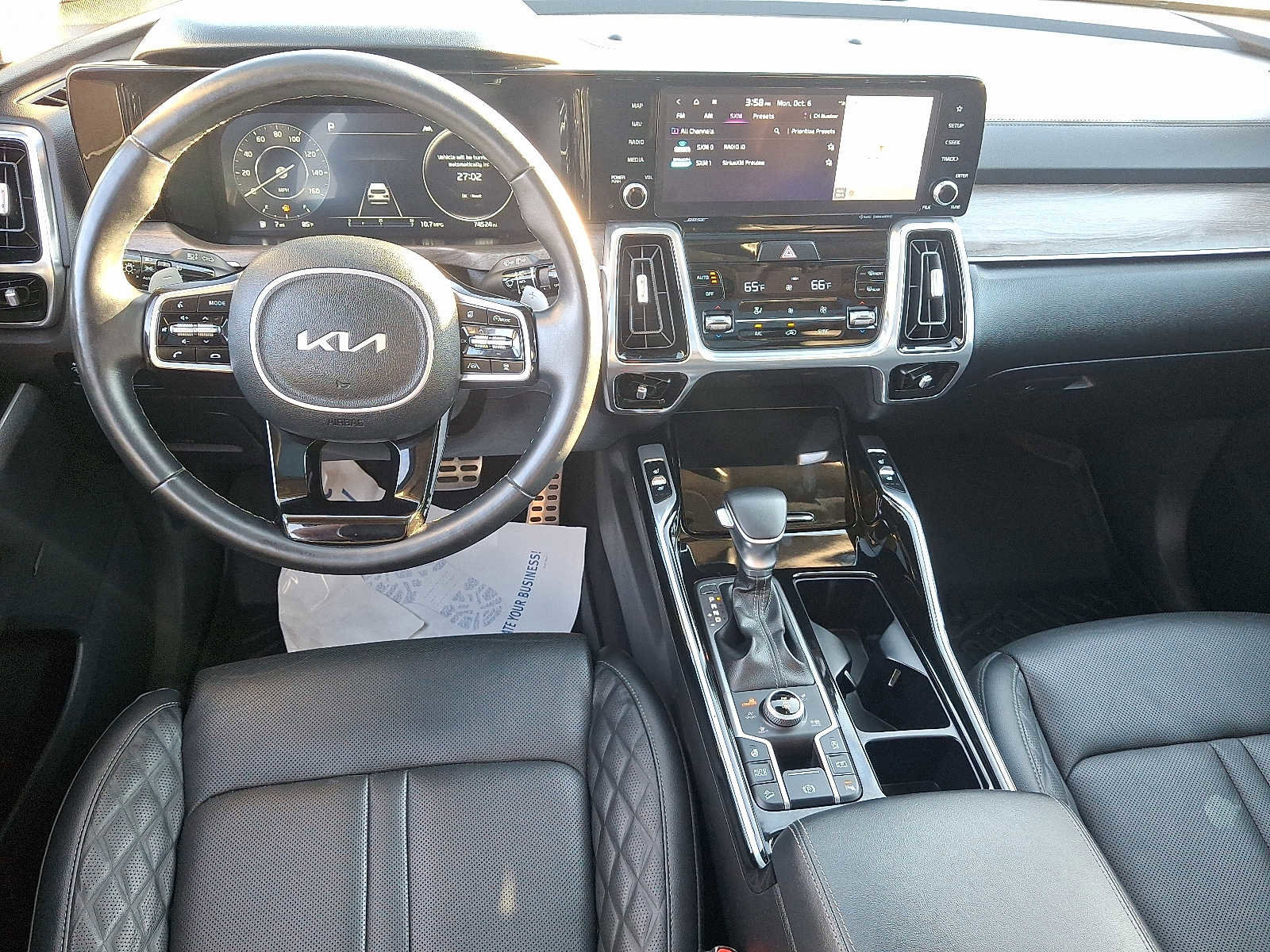 Used 2022 Kia Sorento SX Prestige image 12