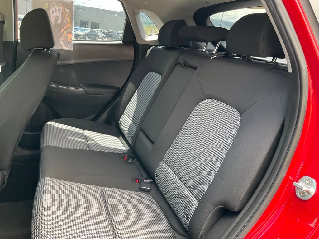 Used 2020 Hyundai Kona SE AWD/4WD image 14