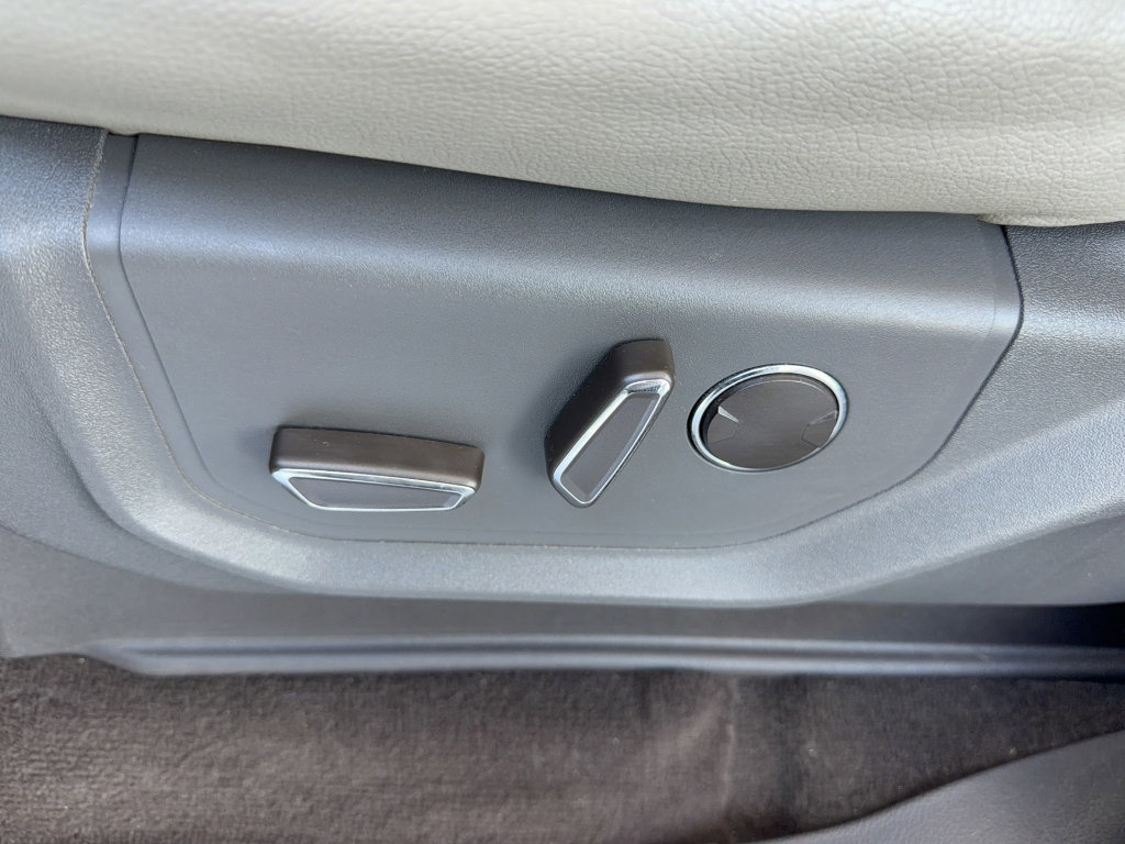 Certified 2021 Ford Expedition Max Limited image 37