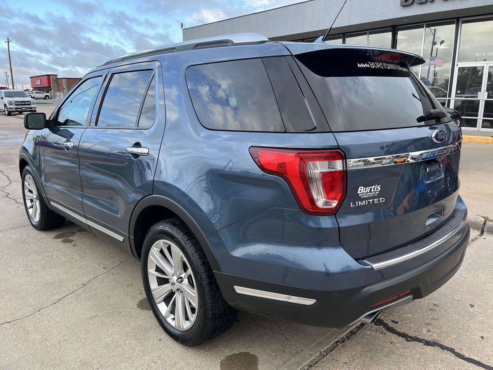 Certified 2019 Ford Explorer Limited AWD/4WD image 8