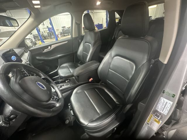 Certified 2020 Ford Escape SEL FWD image 17