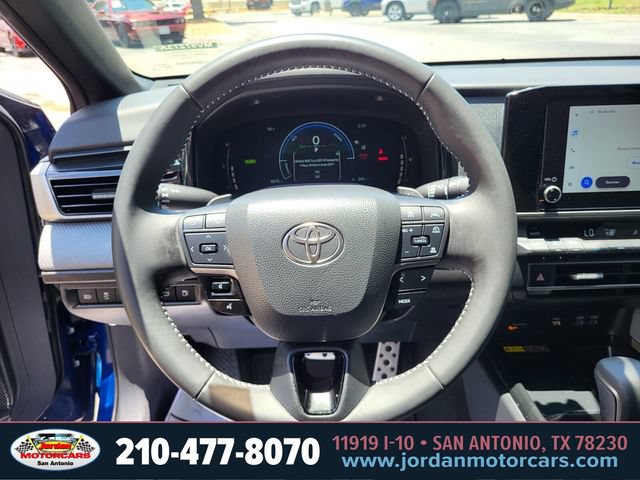 Used 2025 Toyota Camry SE w/ Convenience Package FWD image 25
