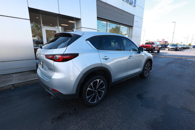 Used 2023 MAZDA CX-5 AWD 2.5 S w/ Premium Plus Pkg image 3