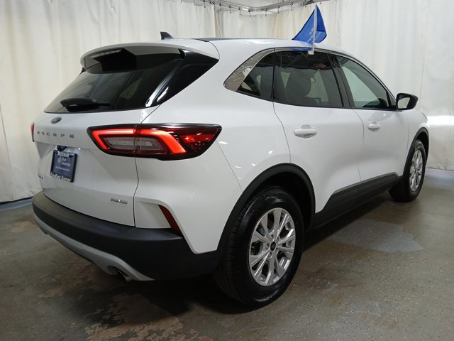 Certified 2023 Ford Escape Active image 4