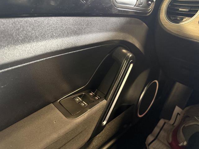 Used 2018 Volkswagen Beetle 2.0T Coast image 21