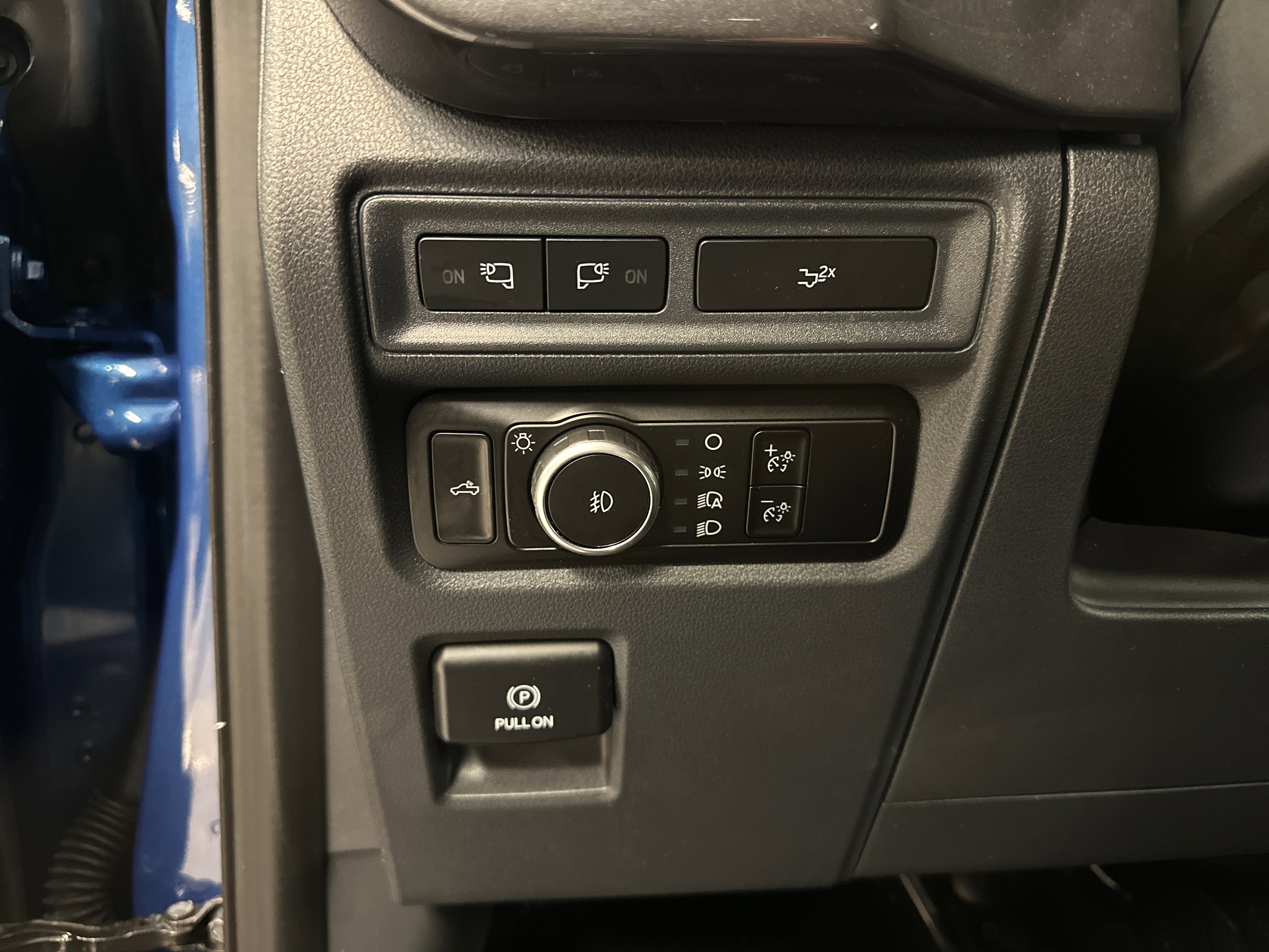 Certified 2023 Ford F150 XLT w/ Equipment Group 302A High image 23