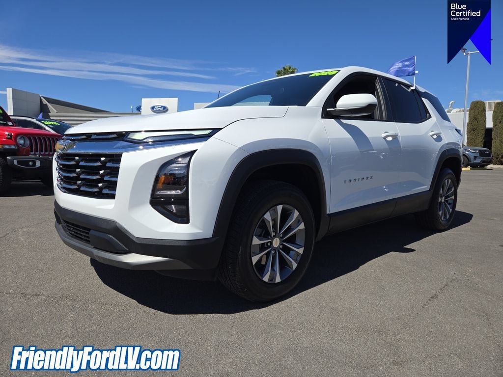 Used 2026 Chevrolet Equinox LT w/ Convenience Package II FWD image 2
