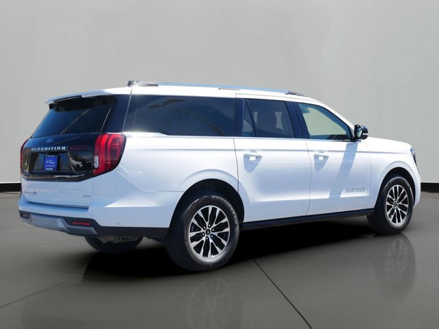 Certified 2025 Ford Expedition Max Platinum AWD/4WD image 3