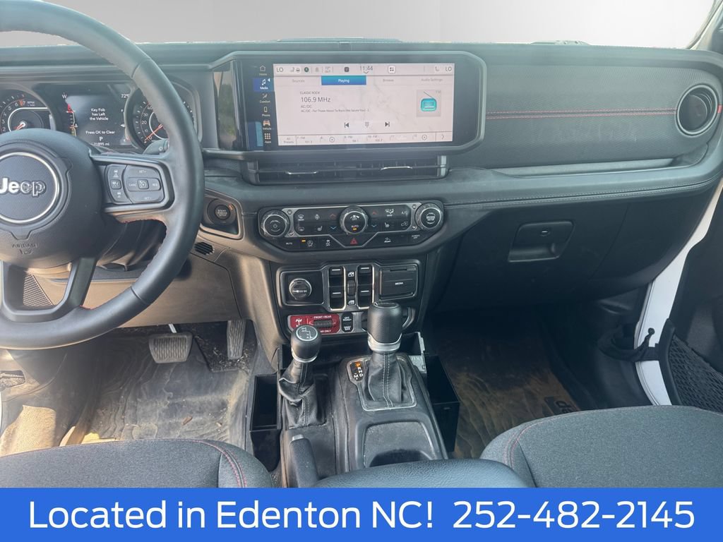 Used 2024 Jeep Gladiator Rubicon w/ Convenience Group AWD/4WD image 12