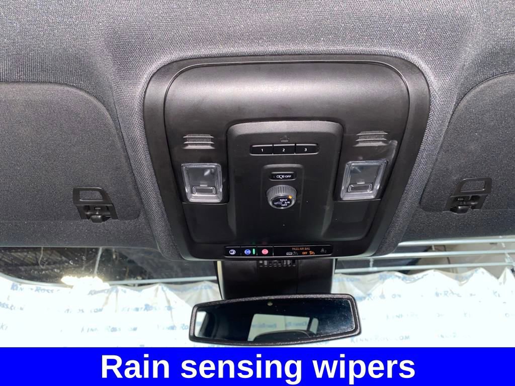 Used 2023 GMC Yukon XL SLT image 27