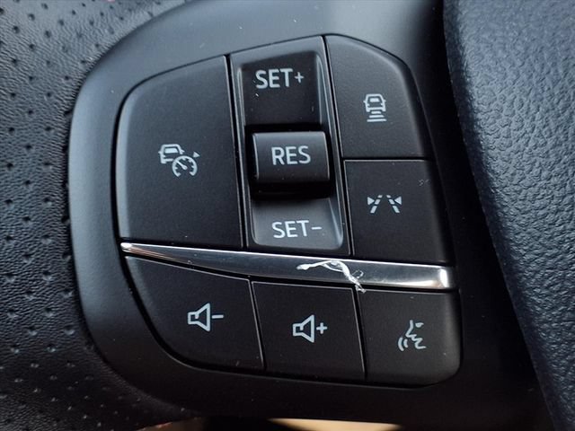 Certified 2026 Ford Escape ST-Line w/ Tech Pack #1 AWD/4WD image 15