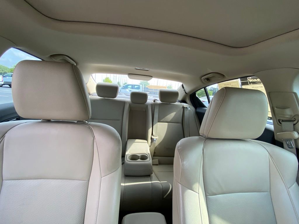Used 2017 Acura ILX FWD image 29