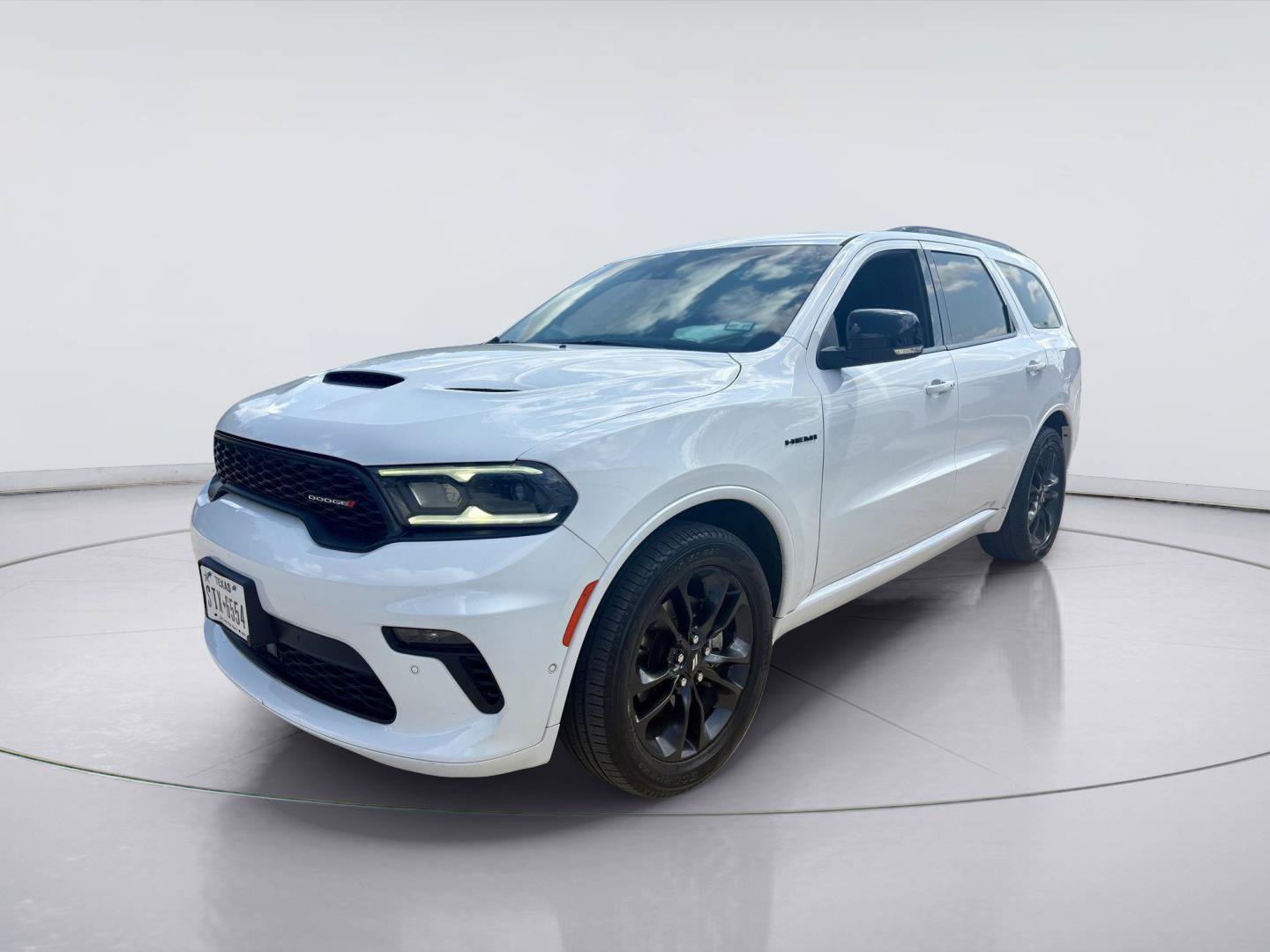 Used 2023 Dodge Durango R/T RWD image 9