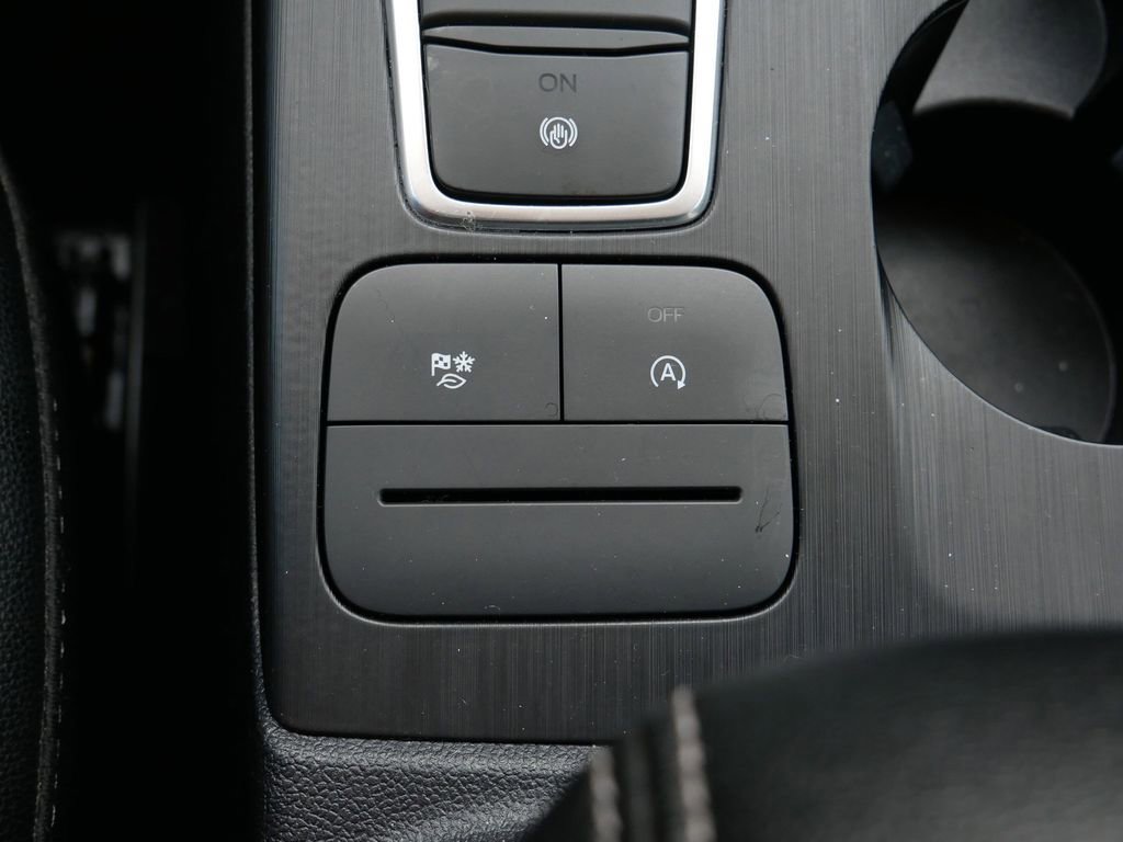 Certified 2022 Ford Escape SEL w/ Technology Package image 24