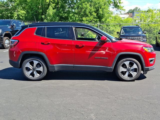 Used 2018 Jeep Compass Latitude w/ Popular Equipment Group AWD/4WD image 15