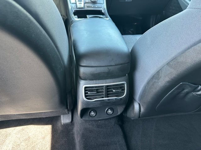 Used 2023 Hyundai Santa Fe SEL AWD/4WD image 16