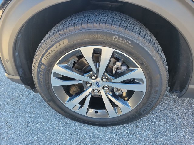 Certified 2020 Ford Explorer Platinum w/ Premium Technology Package AWD/4WD image 13