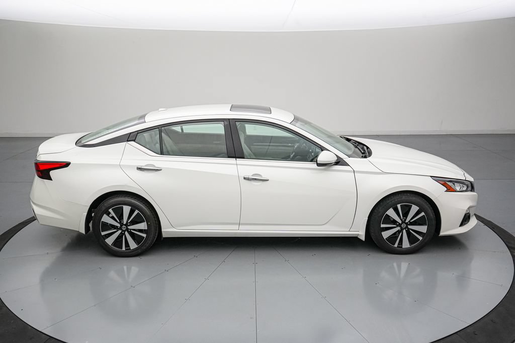Used 2021 Nissan Altima 2.5 SL FWD image 3