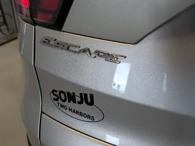 Certified 2018 Ford Escape SE AWD/4WD image 32