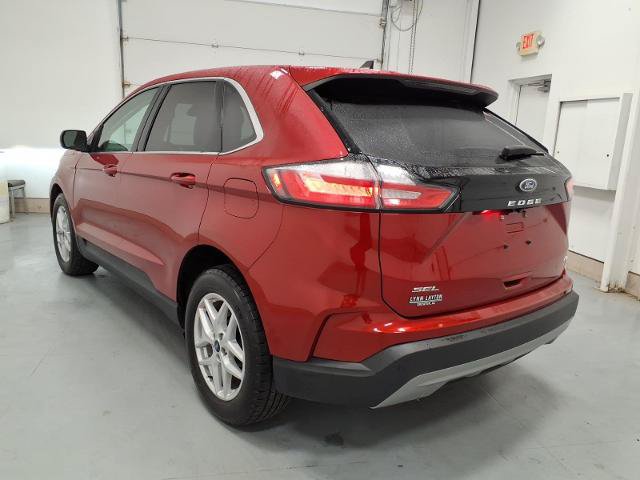 Certified 2022 Ford Edge SEL w/ Convenience Package AWD/4WD image 5