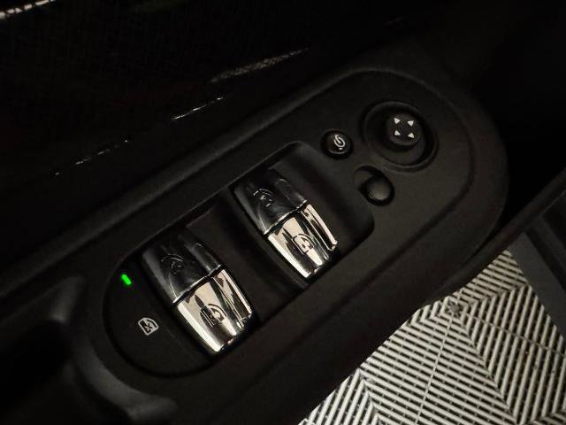 Used 2024 MINI Cooper Clubman S image 17