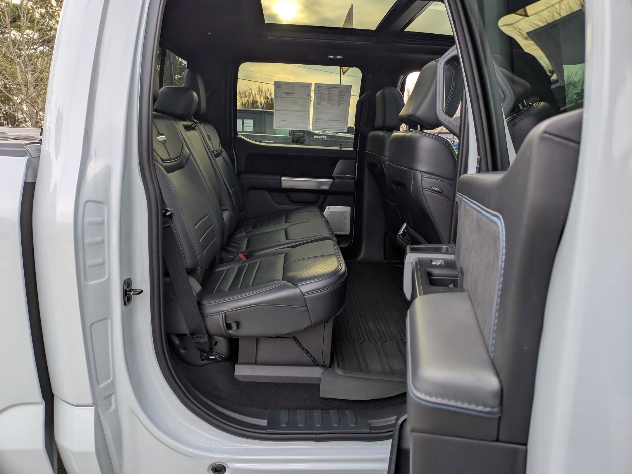 Certified 2025 Ford F150 Platinum w/ Equipment Group 702A High image 41