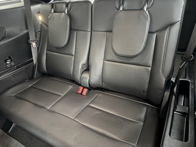 Certified 2021 Ford Explorer XLT w/ Equipment Group 202A image 21