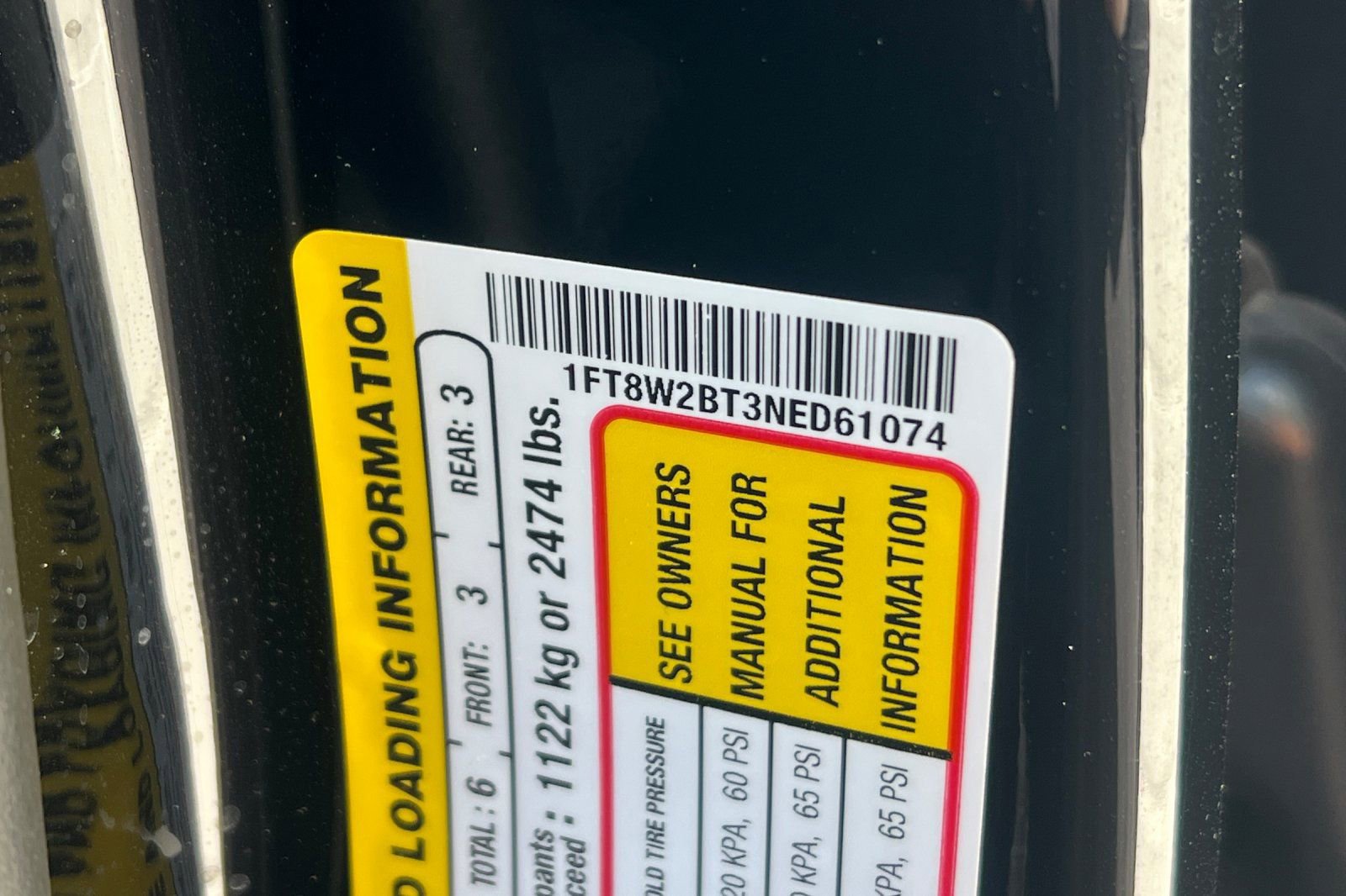 Certified 2022 Ford F250 Lariat w/ Black Appearance Package image 33