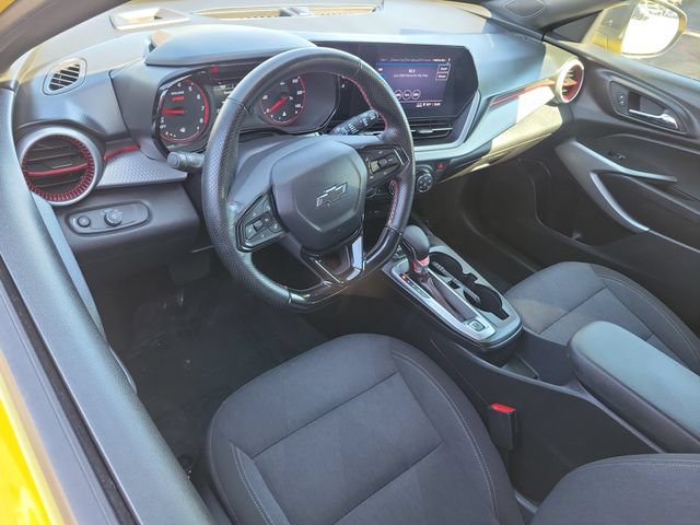 Used 2024 Chevrolet Trax RS FWD image 6