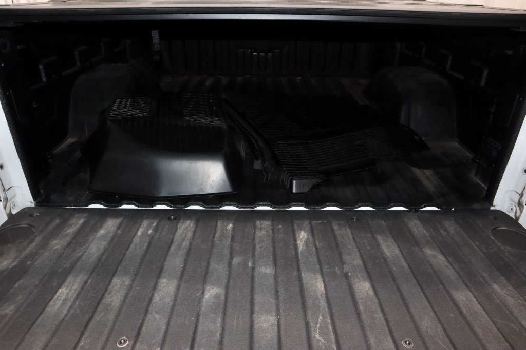 Used 2020 Chevrolet Silverado 1500 LTZ w/ LTZ Premium Package AWD/4WD image 13