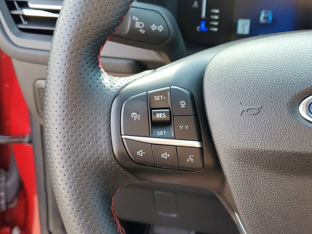 Certified 2024 Ford Escape ST-Line Select w/ Tech Pack #1 image 17
