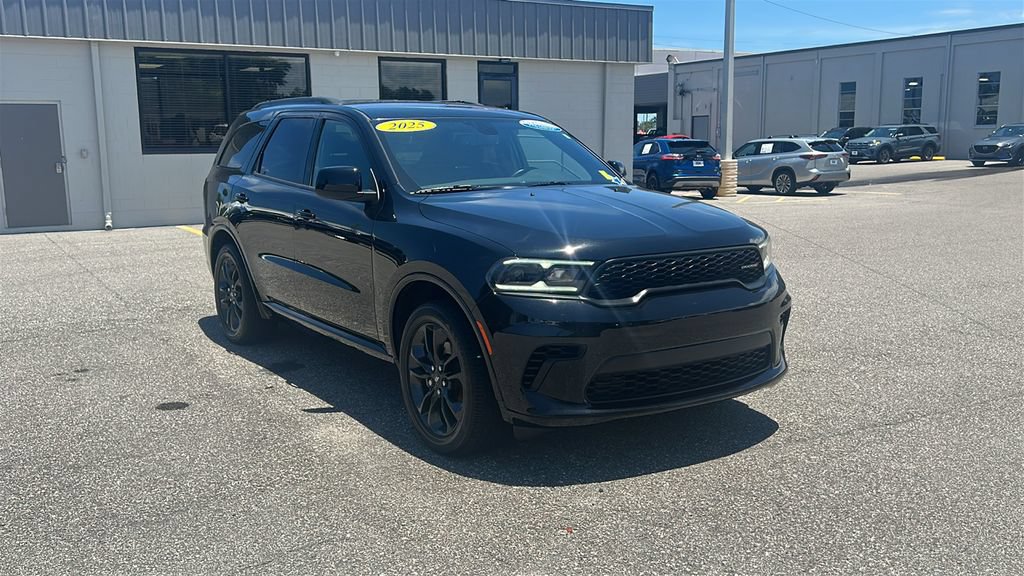 Used 2025 Dodge Durango GT RWD image 11