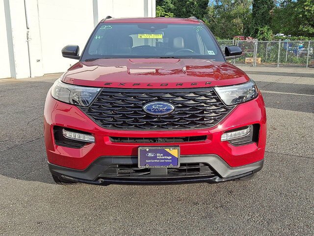 Certified 2023 Ford Explorer ST-Line w/ Class IV Trailer Tow Package AWD/4WD image 3
