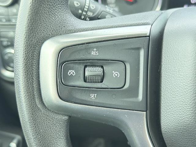 Used 2020 Chevrolet Silverado 1500 LT w/ LT Value Package AWD/4WD image 23