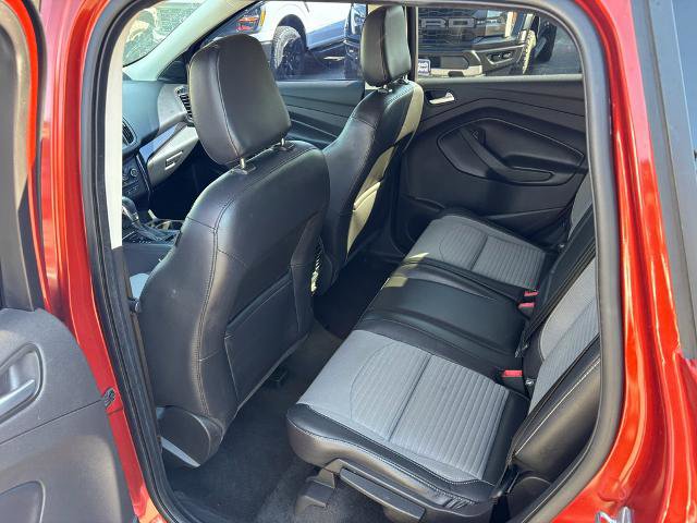 Certified 2019 Ford Escape SE FWD image 11