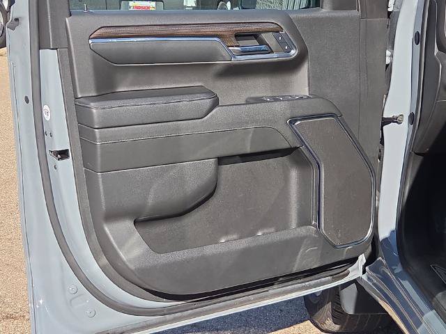Used 2024 Chevrolet Silverado 1500 LT AWD/4WD image 12