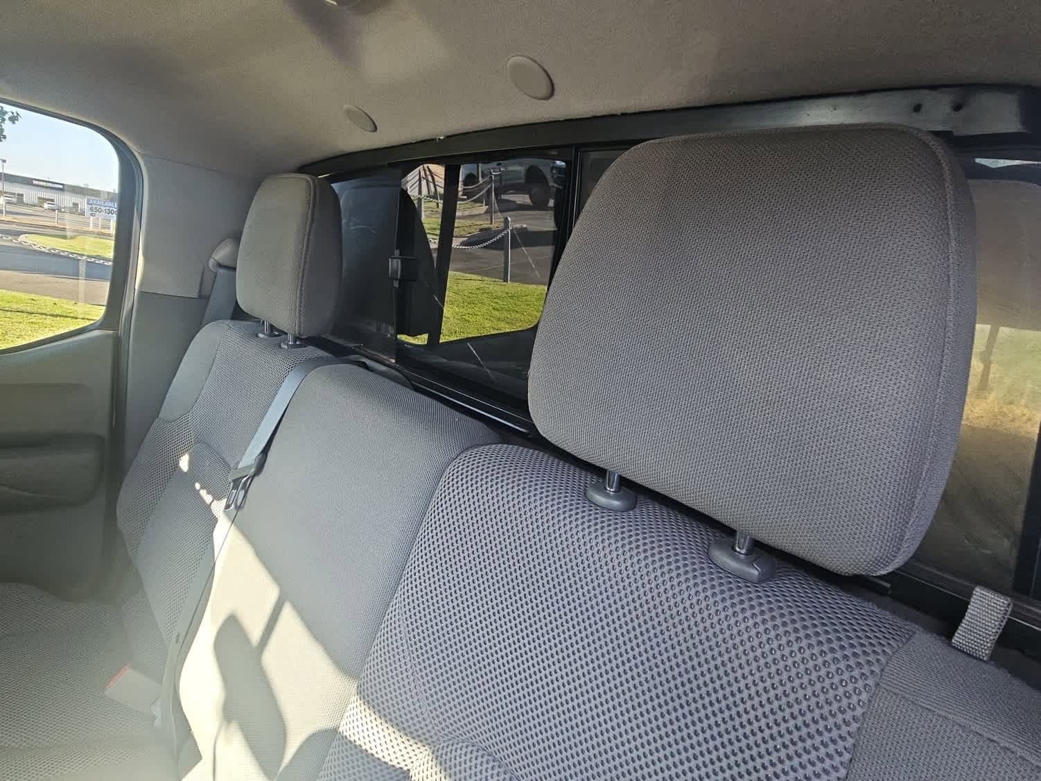 Used 2019 Nissan Frontier SV AWD/4WD image 10