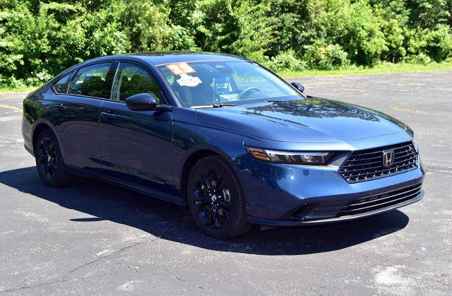 Used 2025 Honda Accord SE