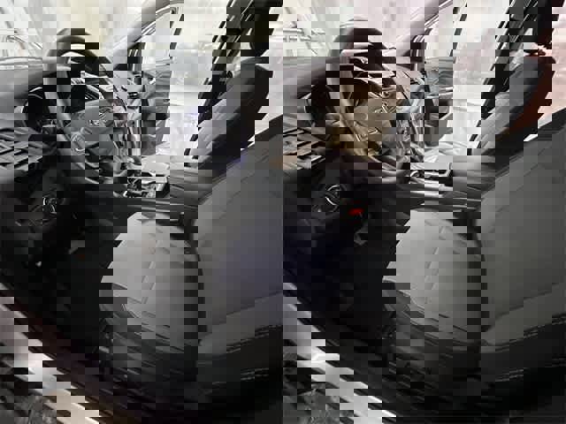 Certified 2018 Ford Escape SE image 18