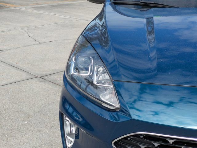 Certified 2020 Ford Escape SEL image 9