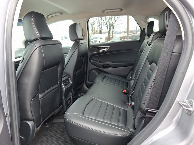 Certified 2020 Ford Edge SEL w/ Cold Weather Package image 10