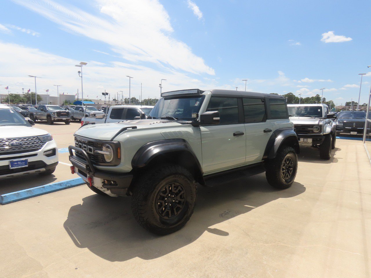 Certified 2023 Ford Bronco Raptor AWD/4WD image 2