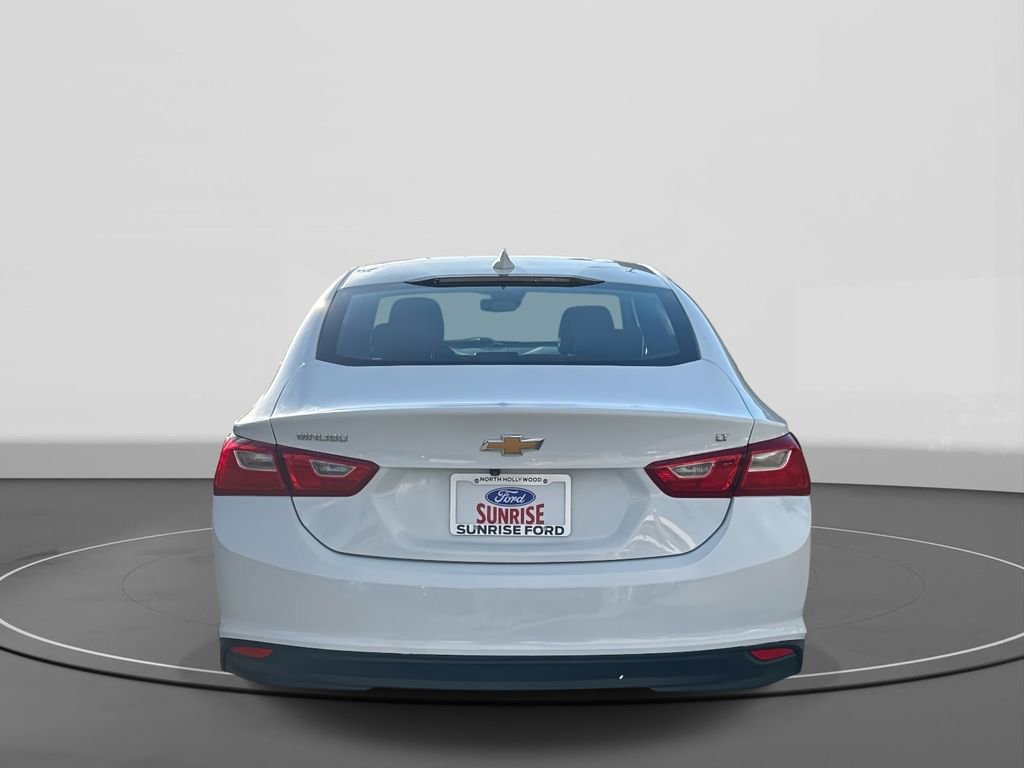 Used 2023 Chevrolet Malibu LT image 3