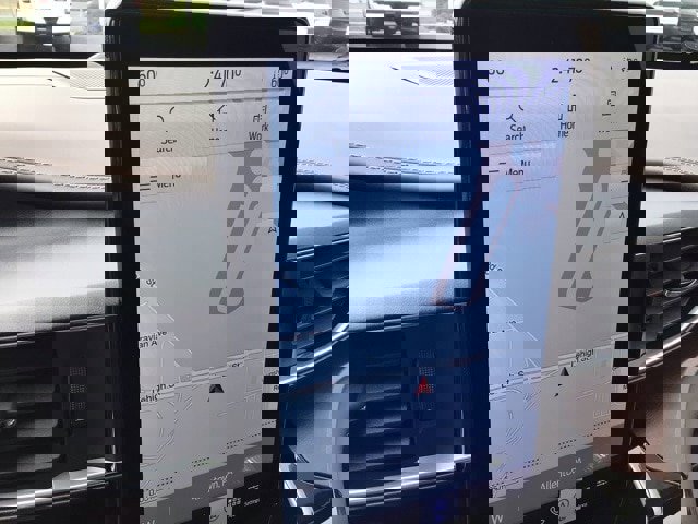 Certified 2022 Ford Explorer King Ranch w/ Technology Package image 16