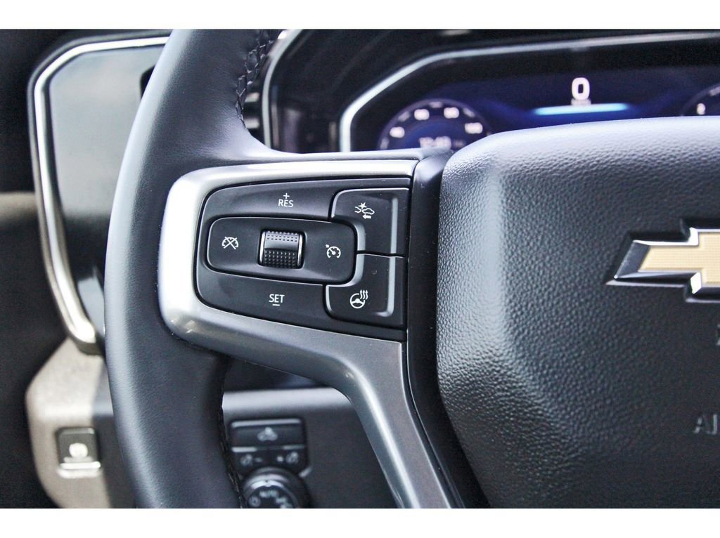Used 2025 Chevrolet Silverado 1500 LT image 22
